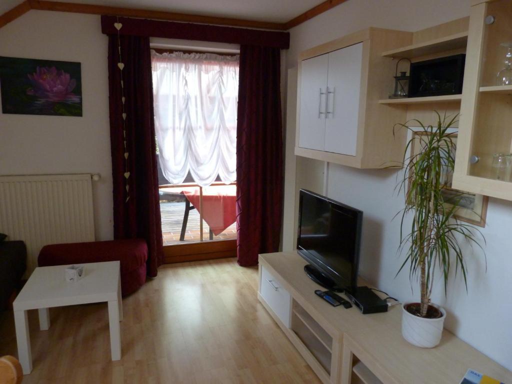 Ferienhaus Bluemel Inkl. Freier Strandbadeintritt Velden am Wörthersee Quarto foto